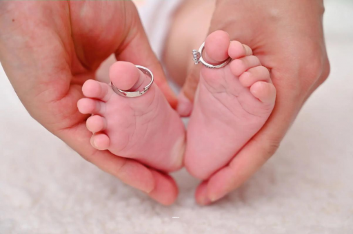 呼和浩特几个月宝宝可以枕枕头